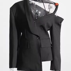 Elegant Black Women's Blazer
